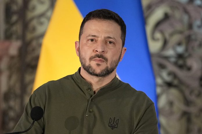 Когда состоится соглашение о прекращение войны: Зеленский дал неутешительный прогноз