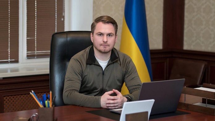 Верховная Рада назначила Руслана Кравченко новым Генеральным прокурором Украины — его кандидатуру предложил президент Владимир Зеленский. Верховная Рада назначила Руслана Кравченко новым Генеральным прокурором Украины — его кандидатуру предложил президент Владимир Зеленский.