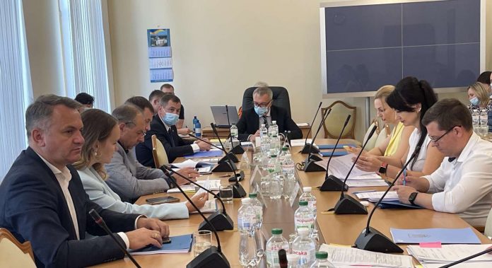 Комитет Рады одобрил законопроект, позволяющий временно освободить от мобилизации работников критических предприятий, даже если они находятся в розыске ТЦК. Комитет Рады одобрил законопроект, позволяющий временно освободить от мобилизации работников критических предприятий, даже если они находятся в розыске ТЦК.