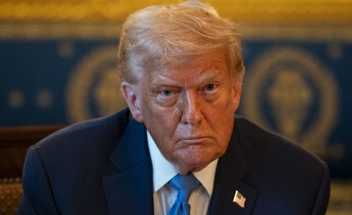 Дональд Трамп объявил о введении импортных пошлин до 40% для 15 стран с 1 августа 2025 года, сообщает КавПолит со ссылкой на Truth Social. Дональд Трамп объявил о введении импортных пошлин до 40% для 15 стран с 1 августа 2025 года, сообщает КавПолит со ссылкой на Truth Social.