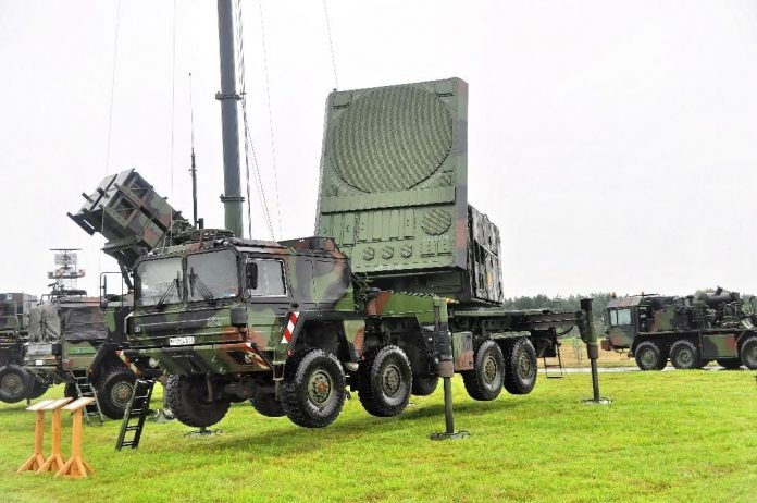 Запасы ракет Patriot в США упали до 25% необходимого уровня, что заставило Пентагон пересмотреть поставки оружия Украине на фоне операций на Ближнем Востоке. Запасы ракет Patriot в США упали до 25% необходимого уровня, что заставило Пентагон пересмотреть поставки оружия Украине на фоне операций на Ближнем Востоке.