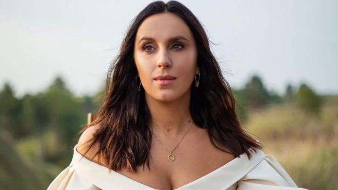 Украинская певица Джамала стала членом академии Grammy и получила право голосовать за победителей престижной музыкальной премии. Украинская певица Джамала стала членом академии Grammy и получила право голосовать за победителей престижной музыкальной премии.