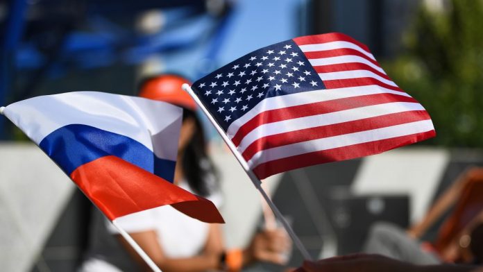 США и Россия ведут переговоры о мирном соглашении, которое может закрепить оккупацию Россией части территорий Украины, сообщает КавПолит, ссылаясь на Bloomberg. США и Россия ведут переговоры о мирном соглашении, которое может закрепить оккупацию Россией части территорий Украины, сообщает КавПолит, ссылаясь на Bloomberg.