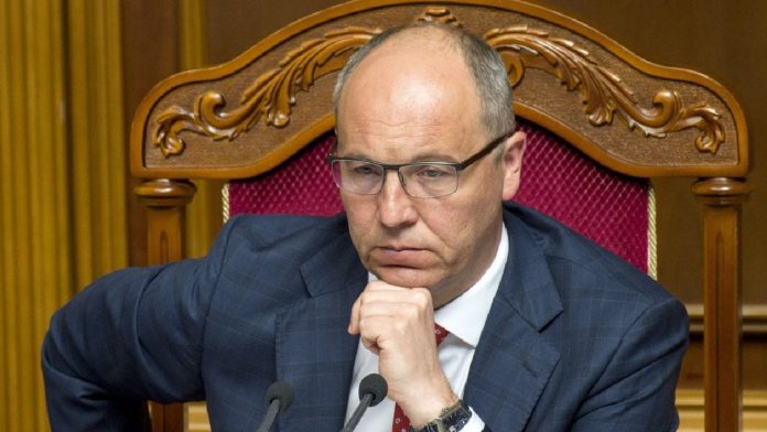 Во Львове застрелили бывшего спикера Верховной Рады Андрея Парубия. Полиция ввела план «Сирена» для поиска преступника. Подробности инцидента подтверждены властями. Во Львове застрелили бывшего спикера Верховной Рады Андрея Парубия. Полиция ввела план «Сирена» для поиска преступника. Подробности инцидента подтверждены властями.