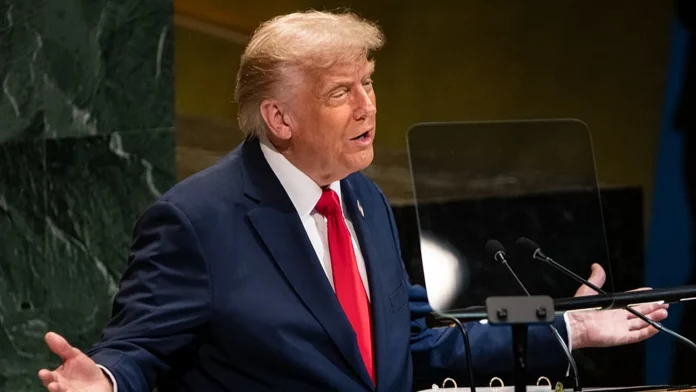 Президент США Дональд Трамп провел встречу с Конгрессом для обсуждения финансирования и предотвращения остановки работы федерального правительства.