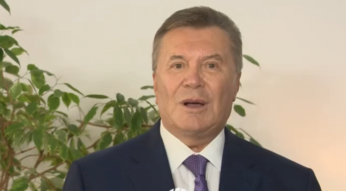 Янукович в видео российских СМИ заявил о продвижении Украины к ЕС и категорически выступил против НАТО, сообщает КавПолит. Янукович в видео российских СМИ заявил о продвижении Украины к ЕС и категорически выступил против НАТО, сообщает КавПолит.