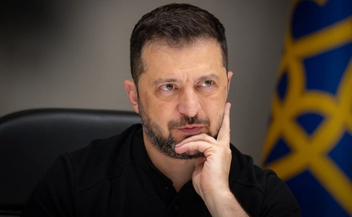Зеленский прокомментировал заявление Путина о приглашении в Москву. Президент Украины назвал встречу необходимой, но усомнился в искренности намерений Кремля. Зеленский прокомментировал заявление Путина о приглашении в Москву. Президент Украины назвал встречу необходимой, но усомнился в искренности намерений Кремля.