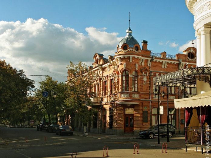 Идеи СМС и стихов для поздравления с Днем города Кропивницкий 20 сентября, советы, маршруты празднования, праздничные локации.