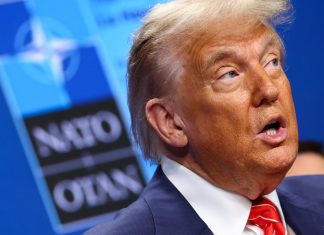 Трамп отказался поставлять Украине ракеты Tomahawk: «Иногда нужно дать битве исчерпаться» Дональд Трамп заявил, что не будет поставлять Украине ракеты Tomahawk, считая, что война должна «исчерпаться», сообщает КавПолит с ссылкой на CBS News.