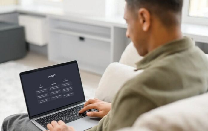 ИИ-ассистент Lapathoniia запустили в Украине: как работает чат-бот на MamayLM и Lapa LLM, где хранятся данные и кто получит доступ.