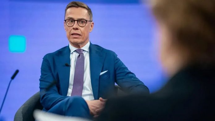 Стубб переговоры с Россией: президент Финляндии допустил роль представителя ЕС, но назвал прекращение огня главным условием.