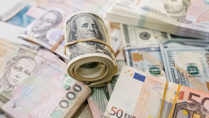 Курс доллара к гривне 1 июня снизился до 44,47 грн. Евро подорожал до 51,88 грн. Актуальные курсы банков и обменников Украины. Курс доллара к гривне 1 июня снизился до 44,47 грн. Евро подорожал до 51,88 грн. Актуальные курсы банков и обменников Украины.