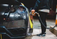 Новые маркировки топлива E5, E10 и B7 с 1 июля 2026: какие автомобили окажутся в группе риска Новые обозначения бензина и дизеля в Украине с 1 июля 2026 года: что означают E5, E10 и B7, каким автомобилям подходит E10 и как выбрать топливо.
