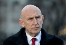 Министр обороны Джон Хили подал в отставку: причины и последствия для Великобритании Министр обороны Великобритании Джон Хили подал в отставку из-за недостатка финансирования обороны и новых угроз безопасности.