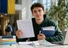 Кто получит 10 000 гривен за НМТ: главное условие для абитуриентов в 2026 году Стипендия за НМТ 10 000 гривен: кто получит выплату, какие баллы нужны, куда надо поступить и сколько месяцев будут платить.
