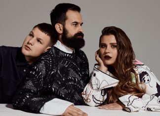 Где купить билеты на KAZKA в Киеве: концерт пройдет 26 июля 2026 в Feels Garden KAZKA в Feels Garden выступит 26 июля 2026 года в Киеве. Узнайте стоимость билетов, время начала, адрес площадки и условия входа.