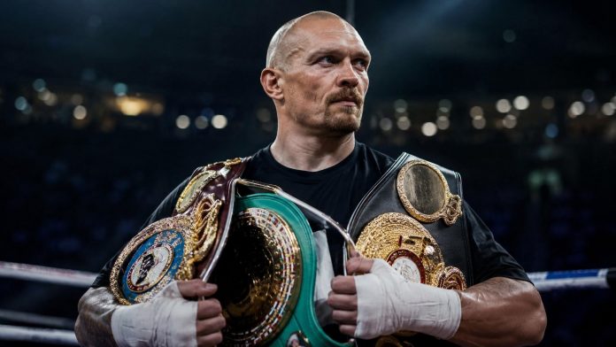 Усик отказался от всех чемпионских поясов WBC, WBA и IBF, но не завершил карьеру и подтвердил планы провести свой «последний танец».