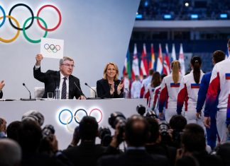 МОК снял ограничения с российских спортсменов: что решено по флагу и Олимпиаде-2028 МОК снял прежние ограничения с российских спортсменов и предварительно восстановил ОКР, но решение о флаге на Олимпиаде еще не принято.