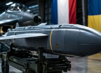 Франция предоставит Украине лицензию на производство ракет SCALP Франция предоставит Украине лицензии на производство ракет SCALP, Aster-30 и боеприпасов AASM, а также поставит 16 истребителей Rafale.
