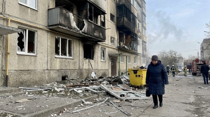 Санкции ЕС против России впервые ввели за массированные удары по Киеву. Ограничения затронули Ирину Харисову и 5 компаний ABS Electro.(1) Санкции ЕС против России впервые ввели за массированные удары по Киеву. Ограничения затронули Ирину Харисову и 5 компаний ABS Electro.