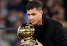 Родри признан лучшим игроком чемпионата мира-2026 после победы Испании Родри признан лучшим игроком чемпионата мира-2026 после победы Испании над Аргентиной. Кто получил остальные награды турнира.