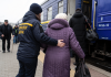 Эвакуация из прифронтовых регионов Украины: как выехать, получить жилье и 12 300 грн Эвакуация из прифронтовых регионов: власти объяснили 4 этапа выезда, бесплатное жилье, помощь 12 300 грн и способы подачи заявки.