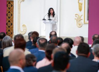 Глава UN Tourism впервые за 10 лет приехала в Украину: что обсуждали в Киеве UN Tourism в Украине: глава организации Шайха Аль-Нувайс впервые за 10 лет посетила Киев и обсудила восстановление туристической отрасли.
