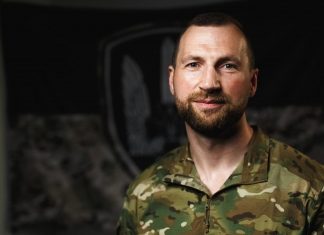 Евгений Хмара стал министром обороны Украины: сколько депутатов поддержали назначение Евгений Хмара назначен министром обороны Украины: Рада дала 312 голосов. Новый глава Минобороны назвал приоритеты и задачи ведомства.