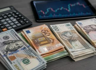 Курс доллара, евро и злотого на 24 августа 2026: сколько стоит валюта в Украине Курс доллара на 24 августа 2026 года составляет 44,6590 грн, евро — 52,2492 грн, злотого — 12,1245 грн. Свежие данные НБУ по Украине.