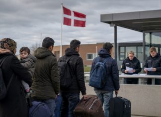 Дания ограничит временную защиту украинцев: названы 14 областей, которых коснутся новые правила Временная защита украинцев в Дании может измениться: власти хотят ограничить автоматический статус для прибывающих из 14 областей Украины.