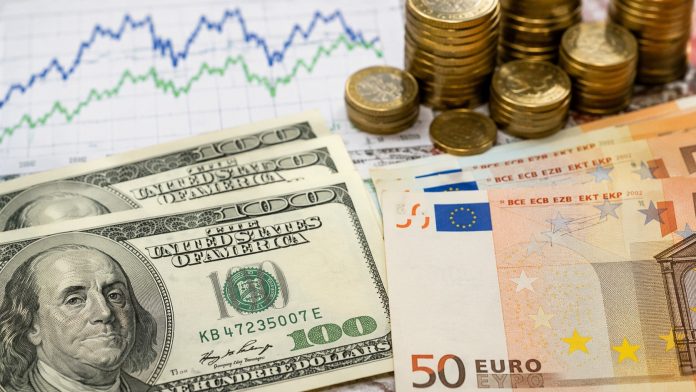Курс доллара на 25 августа вырос до 44,70 грн, евро снизился до 52,15 грн. Новый курс НБУ и прогноз валютного рынка на ближайшие дни. Курс доллара на 25 августа вырос до 44,70 грн, евро снизился до 52,15 грн. Новый курс НБУ и прогноз валютного рынка на ближайшие дни.