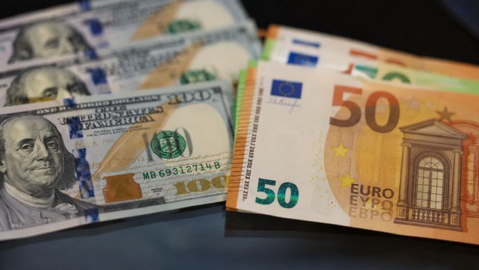 Курс валют НБУ на 28 августа: доллар снизился до 44,54 грн, евро — до 51,85 грн. Что изменилось и какие риски сохраняются для гривны. Курс валют НБУ на 28 августа: доллар снизился до 44,54 грн, евро — до 51,85 грн. Что изменилось и какие риски сохраняются для гривны.