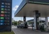 Дизель почти по 99 гривен: цены на топливо на АЗС Украины 4 августа 2026 Цены на топливо 4 августа: дизель на OKKO подорожал до 93,90 грн, а премиальное топливо SOCAR приблизилось к 99 грн за литр.