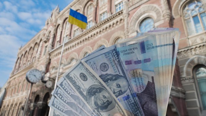 НБУ увеличил лимит покупки безналичной валюты до 200 000 грн: что изменилось с 11 августа 2026 года для граждан и бизнеса. НБУ увеличил лимит покупки безналичной валюты до 200 000 грн: что изменилось с 11 августа 2026 года для граждан и бизнеса.