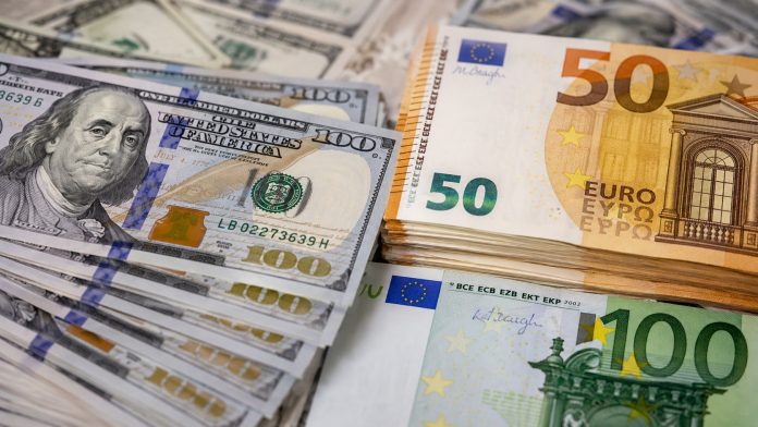 Курс валют НБУ на 12 августа 2026 года: доллар вырос до 44,87 грн, евро снизился до 51,76 грн. Как изменились официальные курсы за сутки. Курс валют НБУ на 12 августа 2026 года: доллар вырос до 44,87 грн, евро снизился до 51,76 грн. Как изменились официальные курсы за сутки.