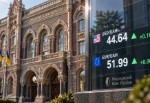 Курс доллара на 10 сентября 2026 вырос: НБУ резко поднял и стоимость евро Курс доллара на 10 сентября вырос до 44,64 грн, евро — до 51,99 грн. НБУ повысил официальный курс обеих валют.