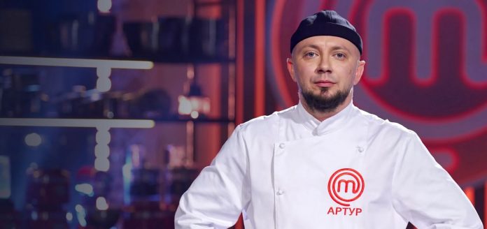 Артур Падерин из «МастерШеф. Профессионалы»-5: возраст, биография, работа шеф-повара в Житомире, Instagram, хобби и факты об участнике сезона.