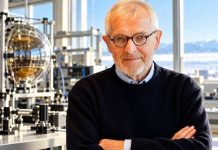 Нобелевская премия по физике 2026: за что Фрэнсис Гальзен получил главную научную награду Нобелевская премия по физике 2026 присуждена Фрэнсису Гальзену за IceCube и открытие высокоэнергетических нейтрино астрофизического происхождения.