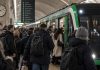 В Киеве изменили график зеленой линии метро: когда действует специальный режим Метро Киева на зеленой линии работает по специальному графику с 7:30 до 10:00 и с 16:00 до 20:00 из-за ограничений на Южном мосту.