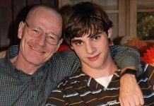 Умер актер Ар-Джей Митт из сериала «Во все тяжкие»: что известно о причине смерти в 34 года Ар-Джей Митт умер 12 октября 2026 года в возрасте 34 лет. Причина смерти звезды «Во все тяжкие», биография, последние дни жизни и подробности трагедии.
