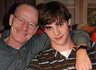 Умер актер Ар-Джей Митт из сериала «Во все тяжкие»: что известно о причине смерти в 34 года Ар-Джей Митт умер 12 октября 2026 года в возрасте 34 лет. Причина смерти звезды «Во все тяжкие», биография, последние дни жизни и подробности трагедии.