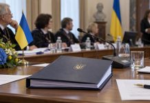 В Украине изменили правила защиты диссертаций: ученой степени смогут лишить даже спустя годы Защита диссертаций в Украине проходит по новым правилам. За плагиат ученой степени смогут лишить даже спустя годы. Что изменилось для аспирантов?
