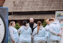 Когда смотреть «Зважені та щасливі» 11 сезон, 3 выпуск 18 октября: во сколько начнется шоу и где смотреть онлайн Зважені та щасливі 11 сезон, 3 выпуск выйдет 18 октября в 19:00 на СТБ. Где смотреть онлайн, что покажут и какие испытания ждут участников.